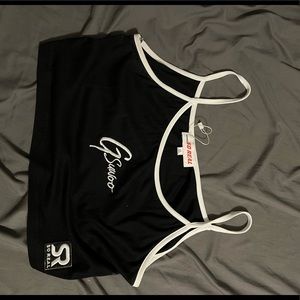 Black gsuwoo crop top